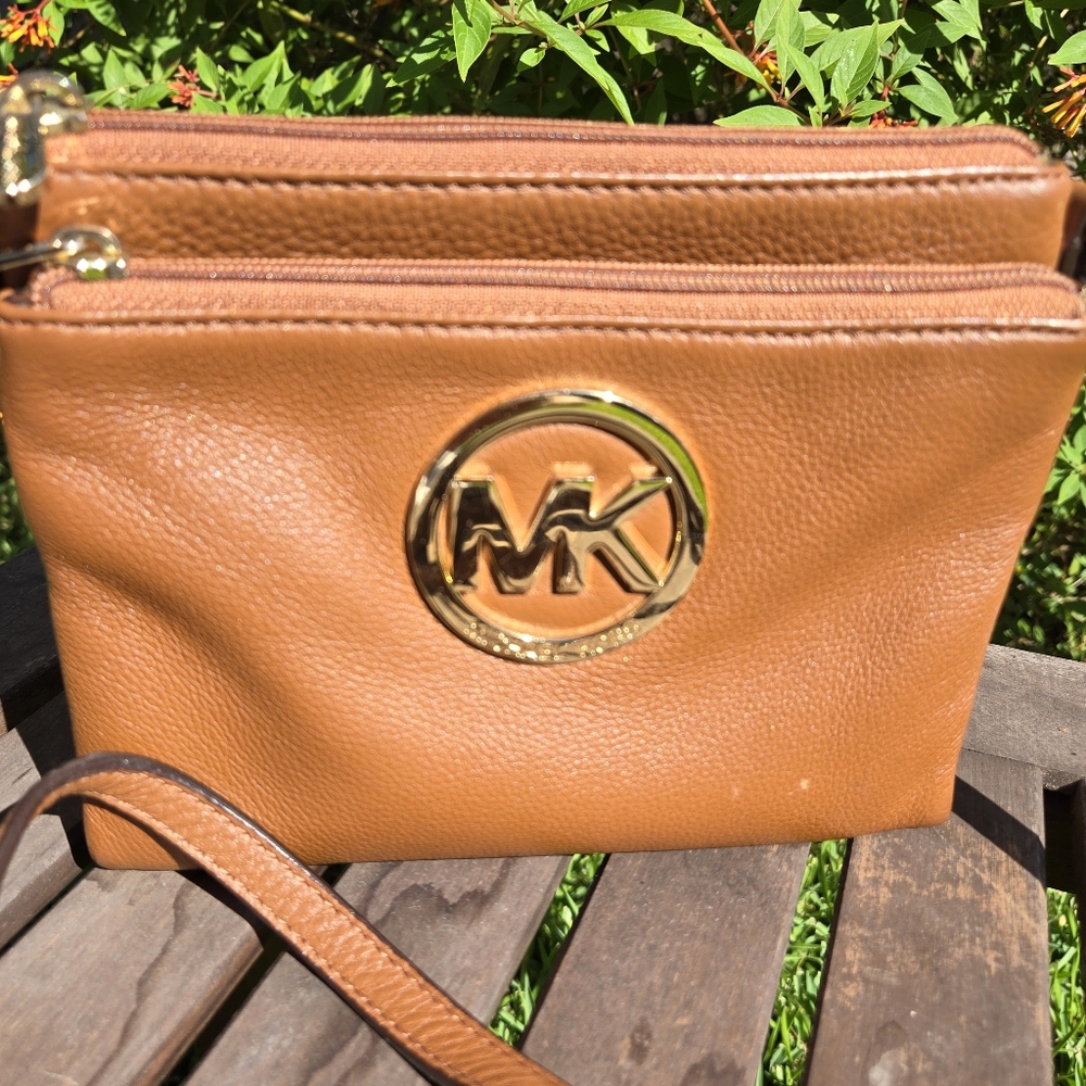 Michael Kors City Organizer Tan Leather Crossbody Bag Purse 8"x6.5"